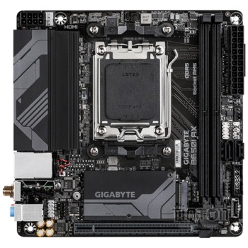 GIGABYTE B650I AX